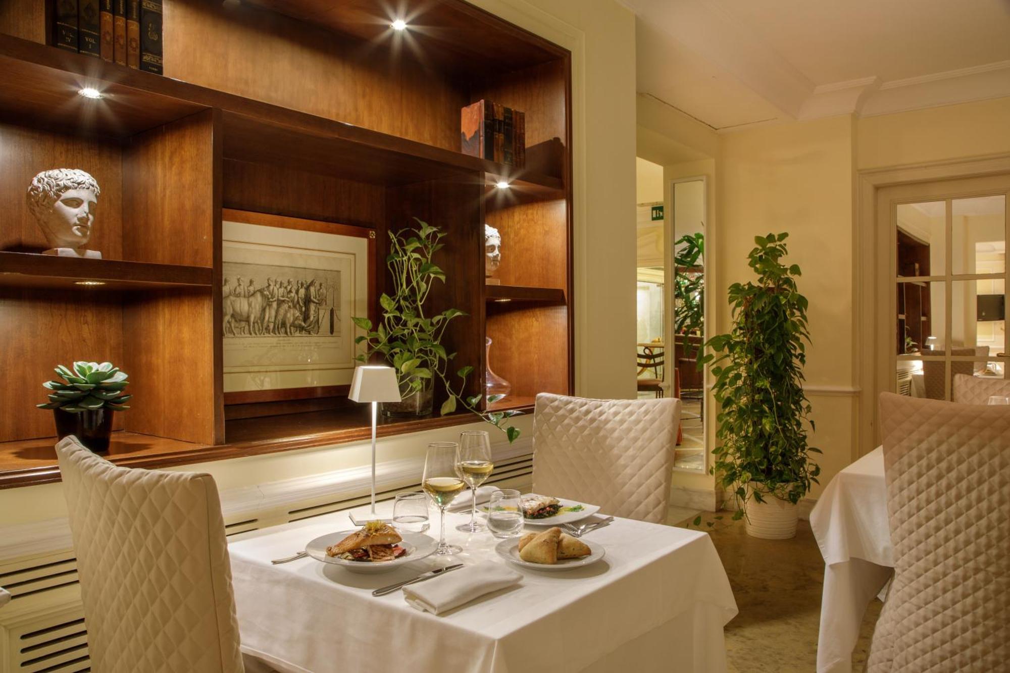Donna Laura Palace By Omnia Hotels Rome Exterior photo