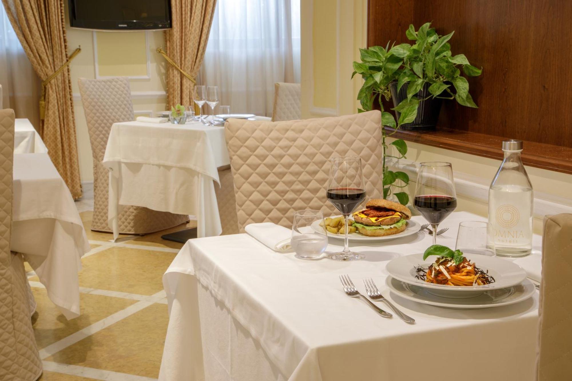 Donna Laura Palace By Omnia Hotels Rome Exterior photo
