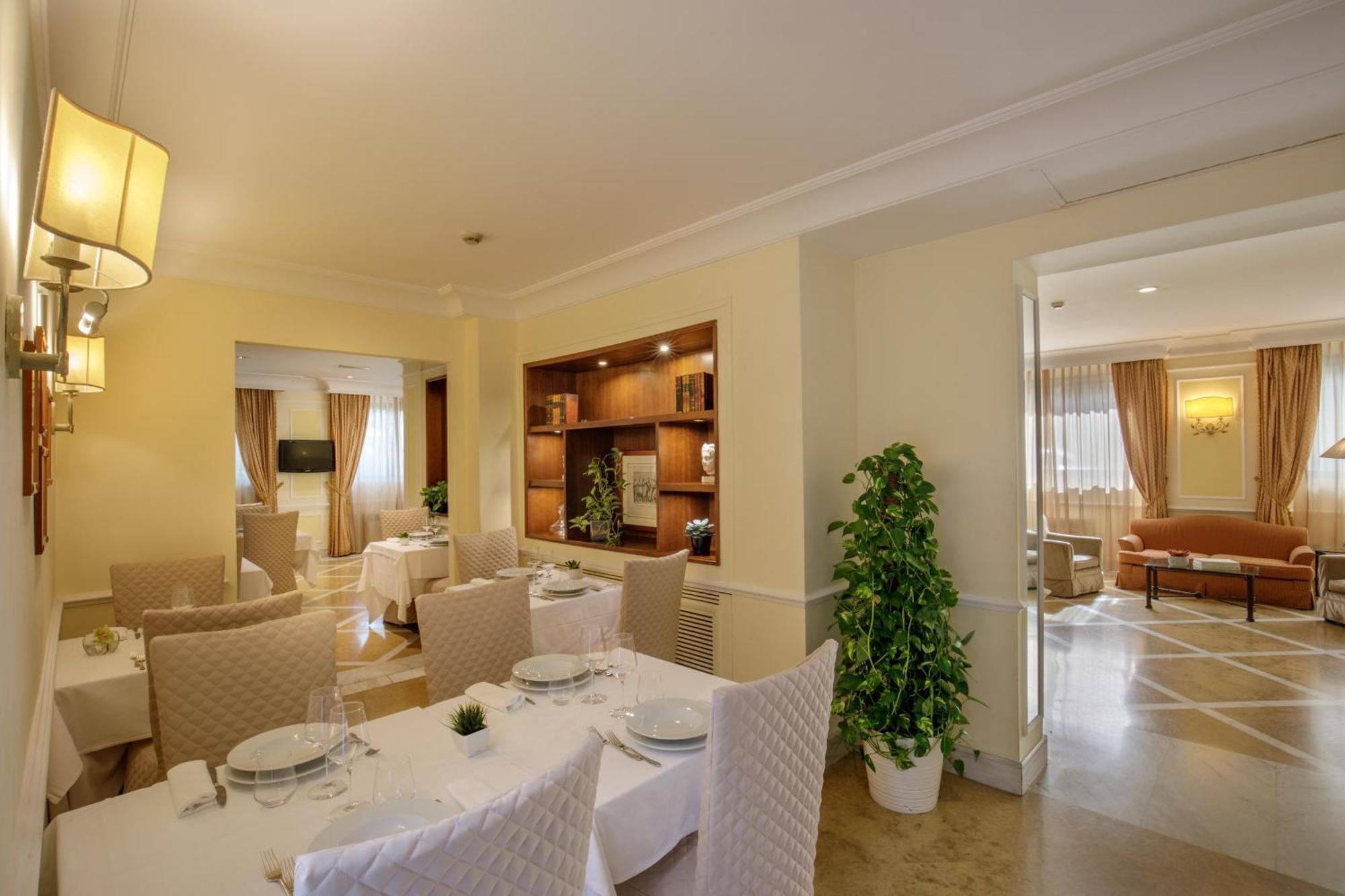 Donna Laura Palace By Omnia Hotels Rome Exterior photo