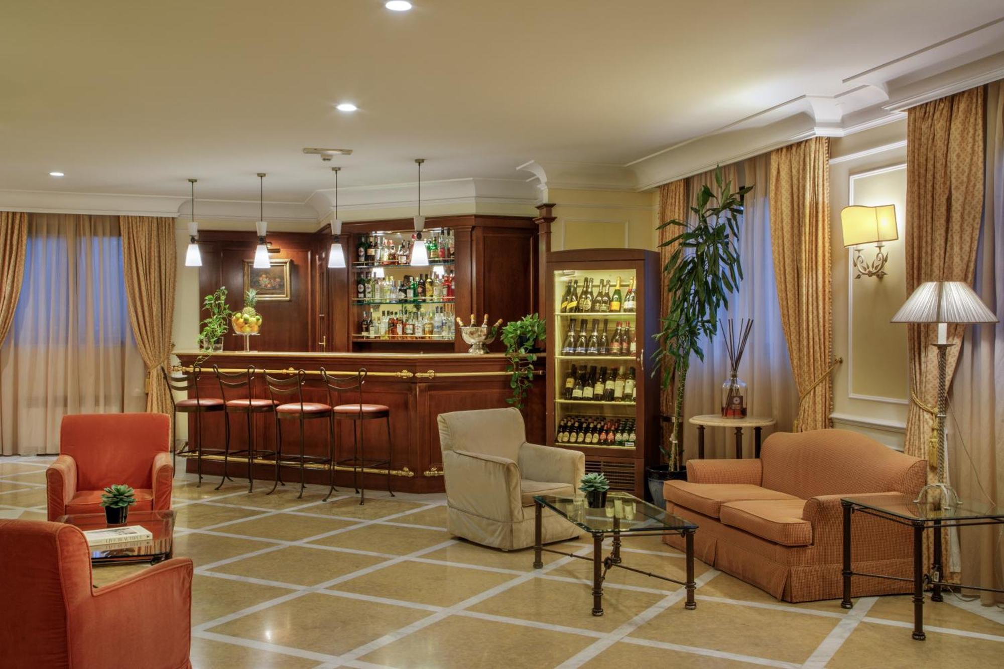 Donna Laura Palace By Omnia Hotels Rome Exterior photo